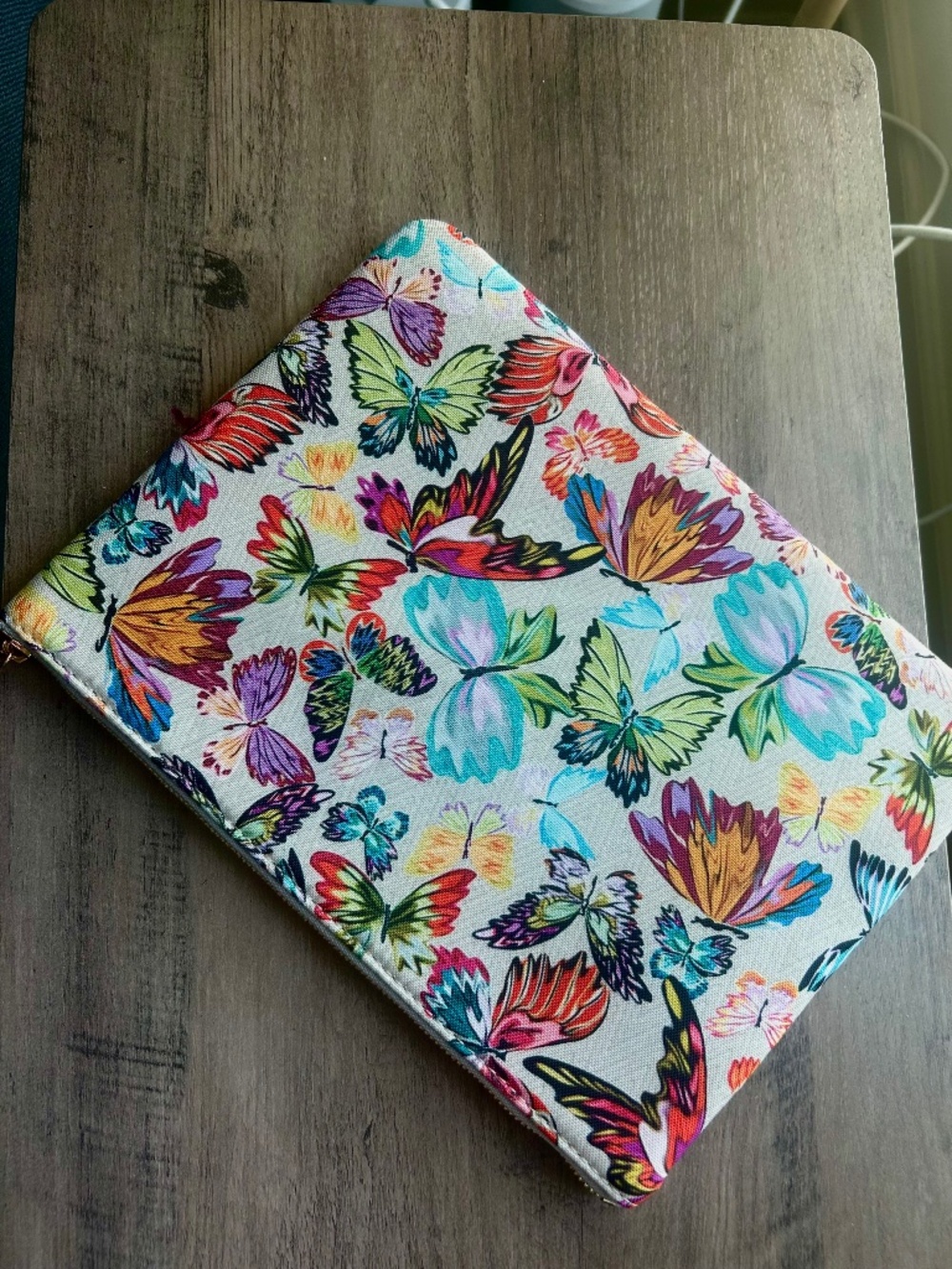 Cluch butterfly